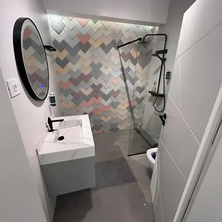 Ruxi アパート ナボダリ